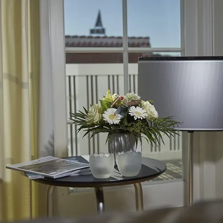 鲁斯酒店 斯卡恩